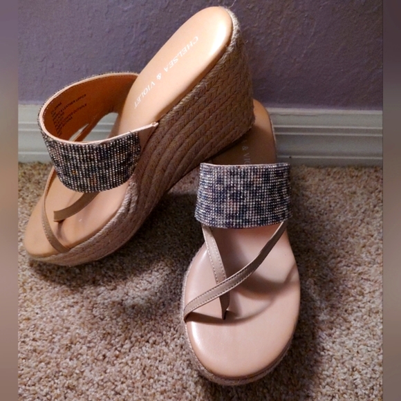 Chelsea and Violet.Toe ring leopard band wedge sandal - Picture 12 of 12